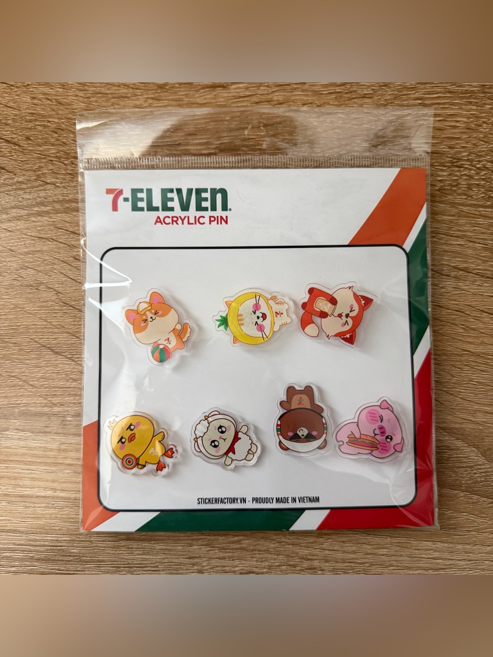 Limited Edition 7-Eleven Vietnam Mascot Summie Kawaii Pins - Brand New